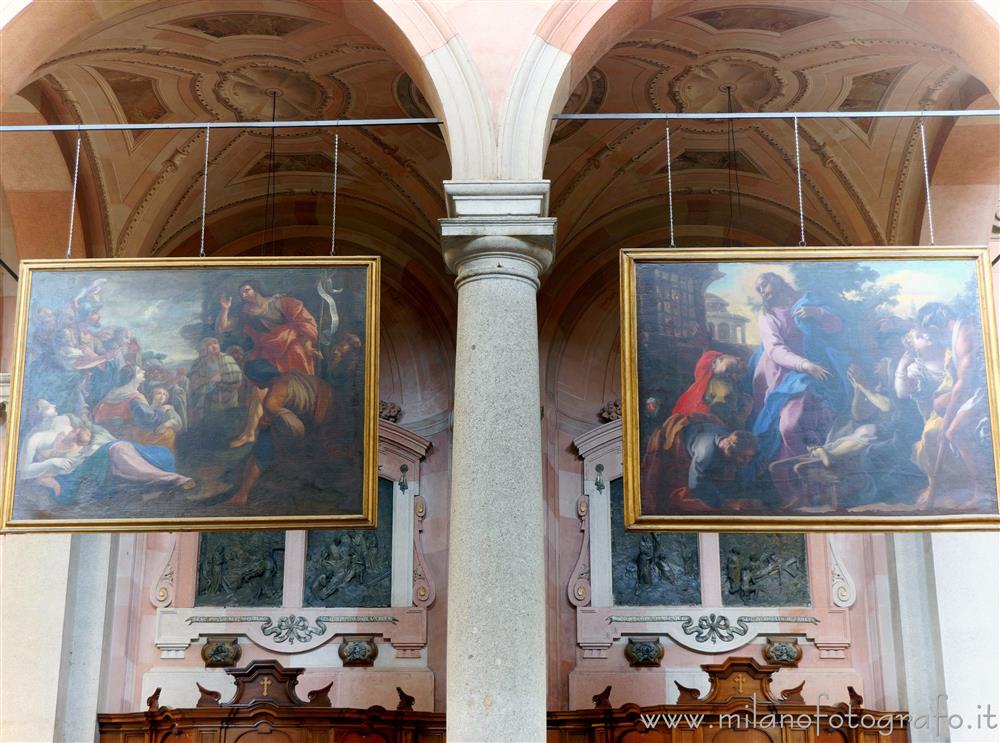Busto Arsizio (Varese, Italy) - <i>Sermon by John the Baptist</i> and <i>Jesus and the apostles of Giovanni Battista</i> in the Basilica of St. John Baptist